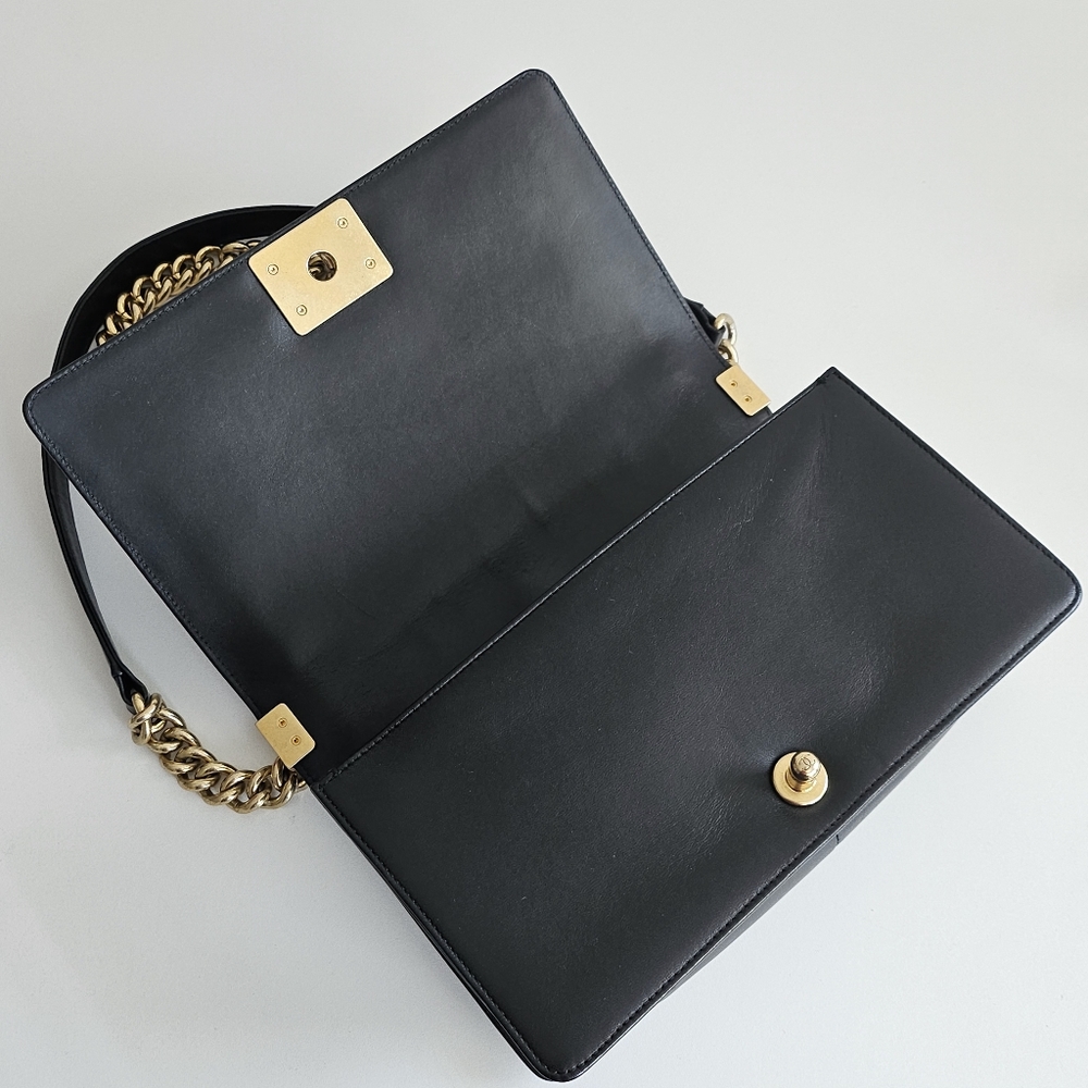 Chanel Black Lambskin Metallic Tweed Embroidered Medium Boy Bag - Picture 11 of 14